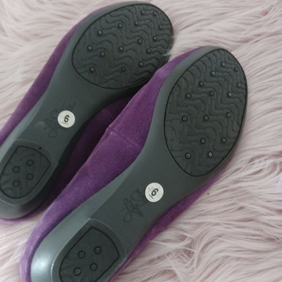 Purple suede flats - Picture 4 of 4